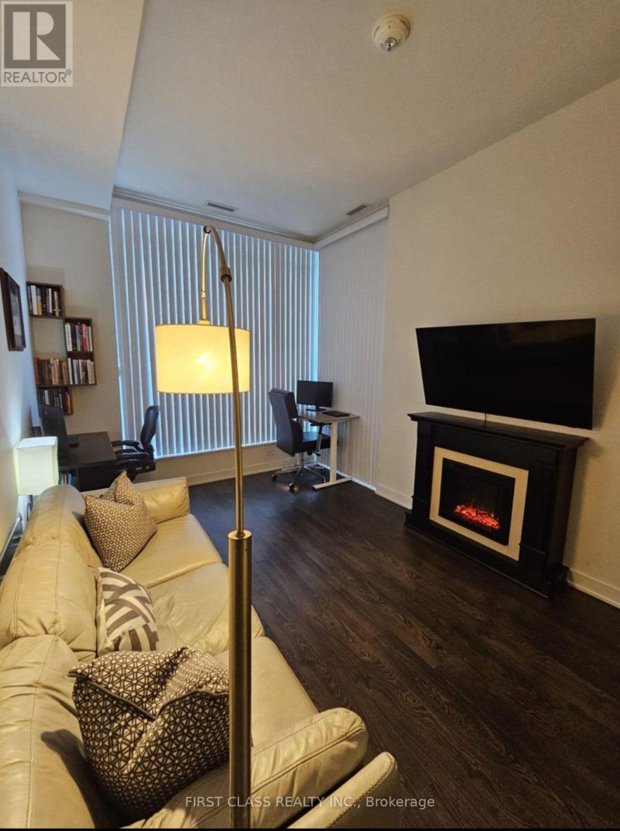 825e - 576 Front Street West, Toronto, Ontario  M5V 1C1 - Photo 3 - C13087638