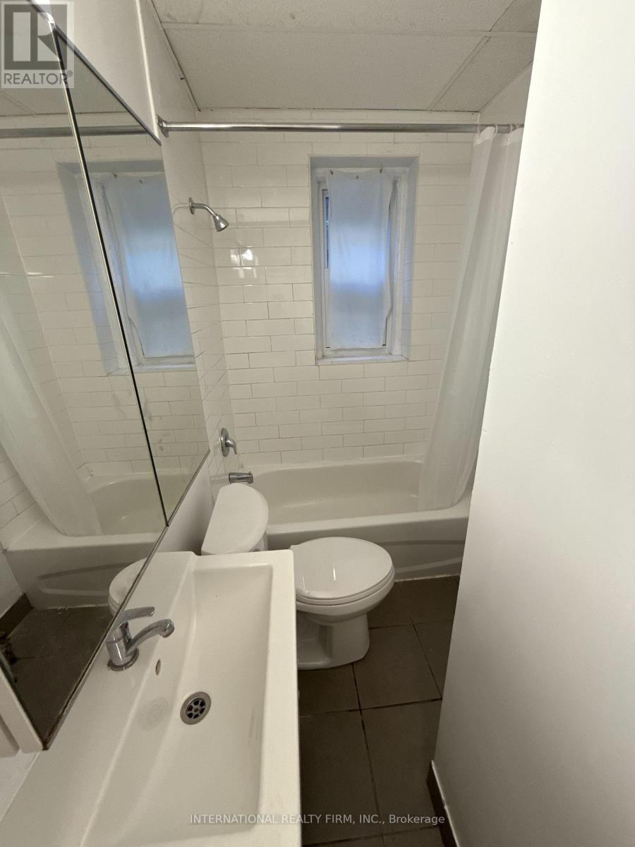 2 - 1094 College Street, Toronto (Dufferin Grove), Ontario  M6H 1B3 - Photo 8 - C13087740