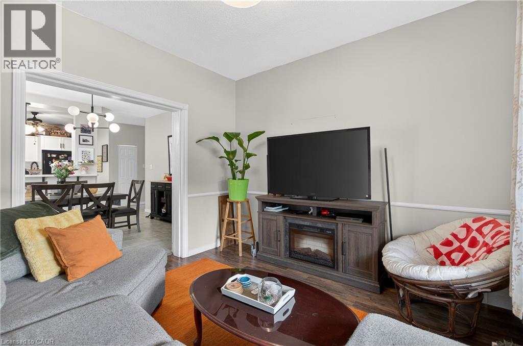 209 Glendale Avenue N, Hamilton, Ontario  L8L 7K2 - Photo 5 - 40827523