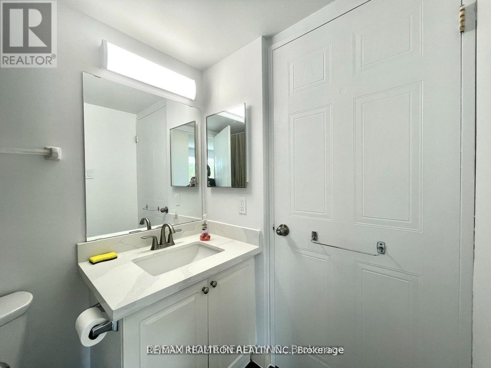 206 - 5 Greystone Walk Drive, Toronto (Kennedy Park), Ontario  M1K 5J5 - Photo 12 - E13087718
