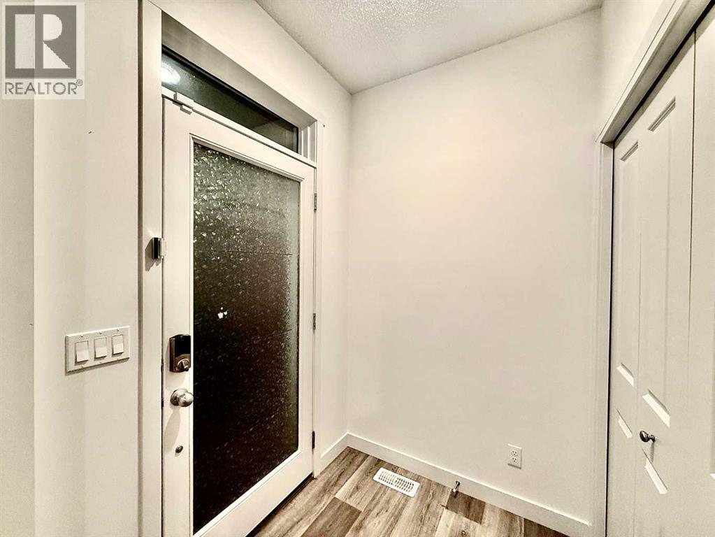 189 Carringvue Way Nw, Calgary, Alberta  T3P 1K6 - Photo 5 - A2290590