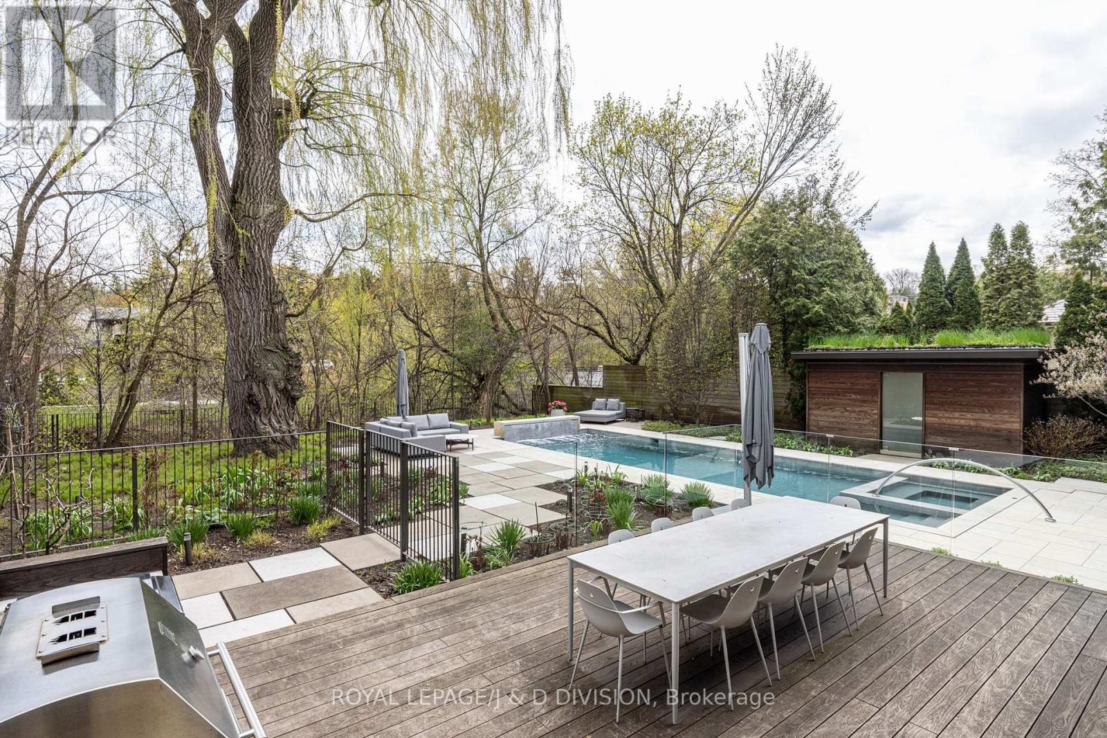 5 Brookfield Road, Toronto, Ontario  M2P 1B1 - Photo 49 - C13086380