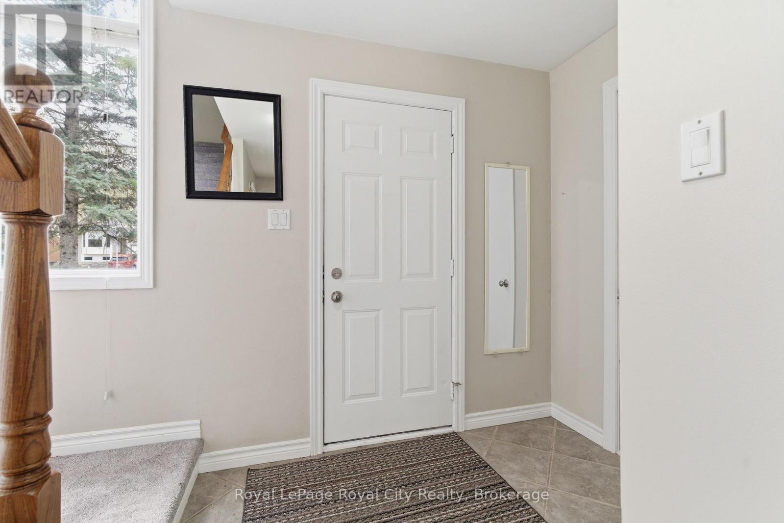 11 Sagewood Place, Guelph, Ontario  N1G 3M8 - Photo 3 - X13087736