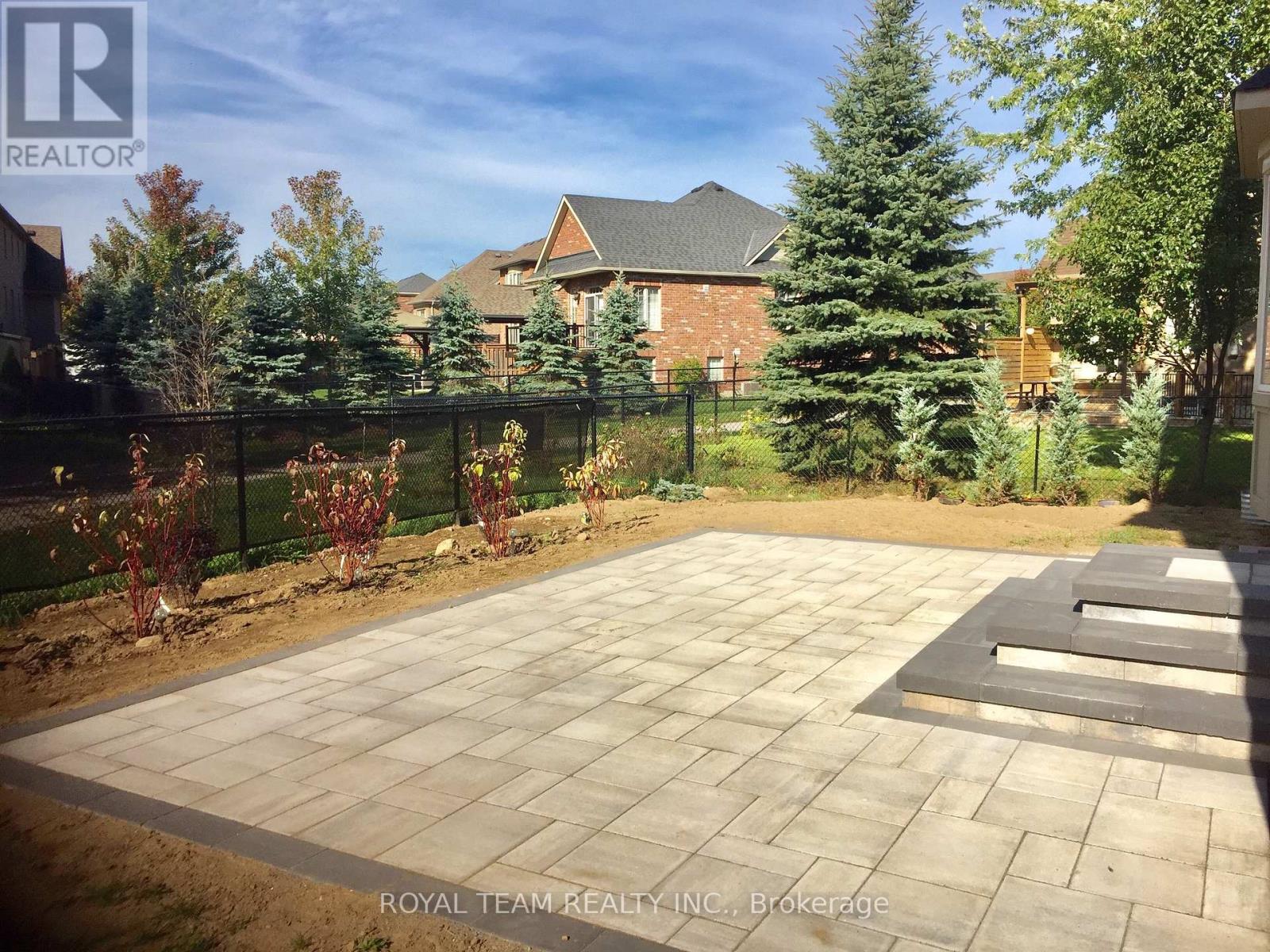 18 Moreau Way, Springwater (Centre Vespra), Ontario  L9X 0S6 - Photo 2 - S13087678