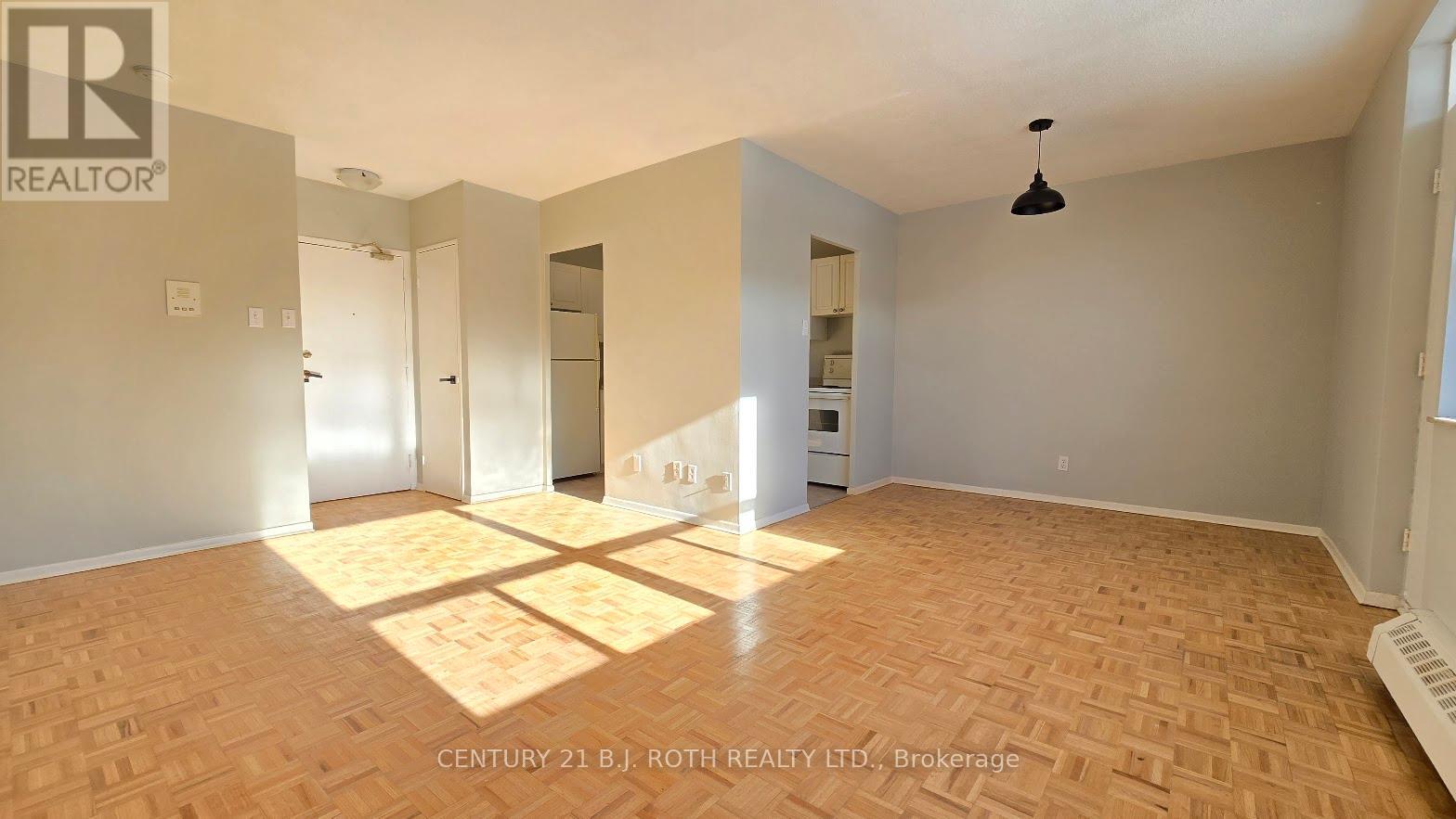 306 - 98 Holgate Street, Barrie, Ontario  L4N 2T9 - Photo 2 - S13087700