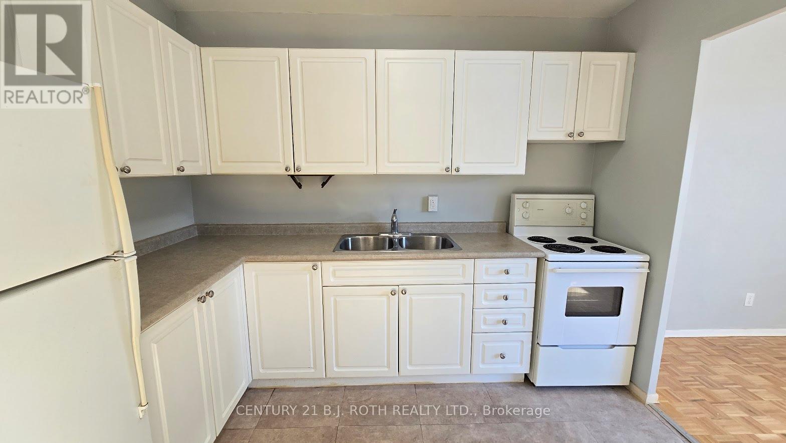 306 - 98 Holgate Street, Barrie, Ontario  L4N 2T9 - Photo 4 - S13087700