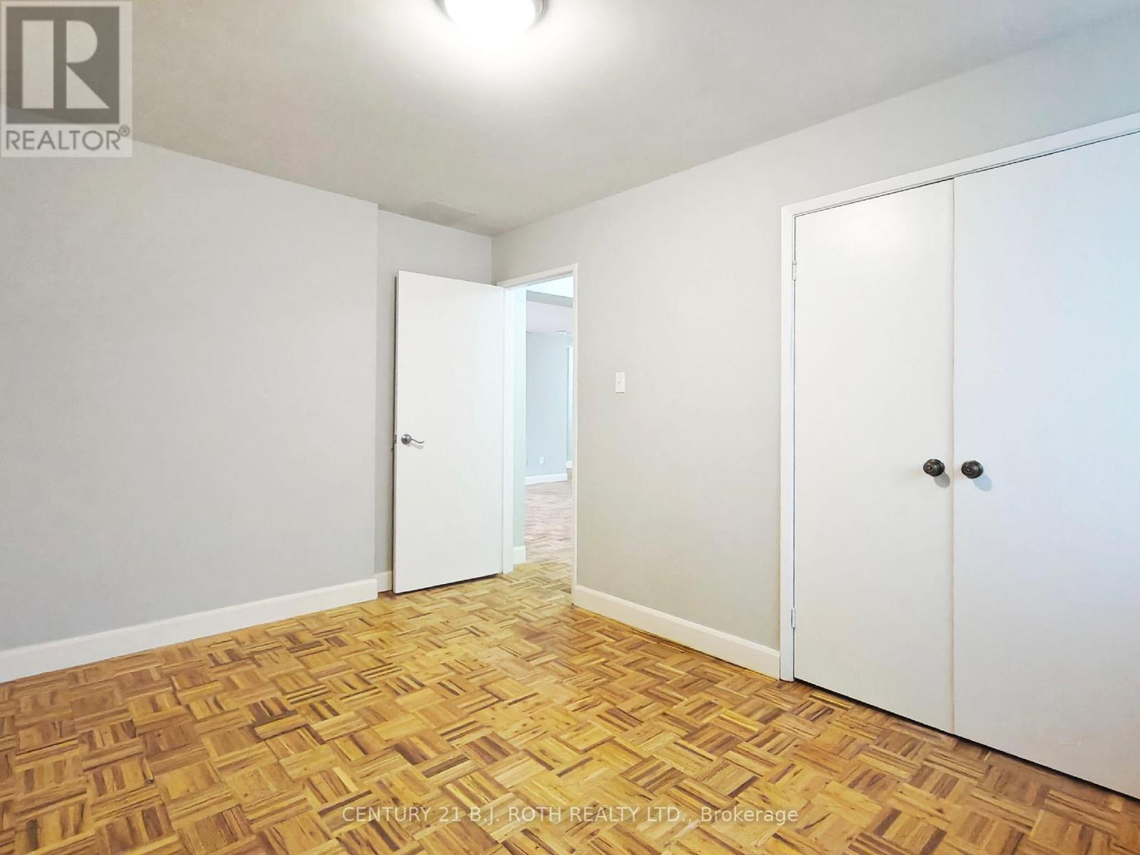 100 - 37 Peel Street, Barrie, Ontario  L4M 3L1 - Photo 11 - S13087706
