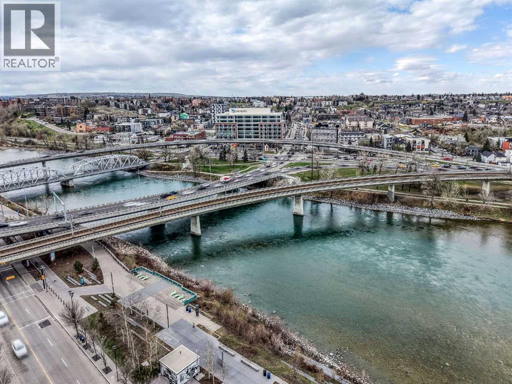 604, 519 Riverfront Avenue Se, Calgary, Alberta  T2G 1K6 - Photo 2 - A2301113