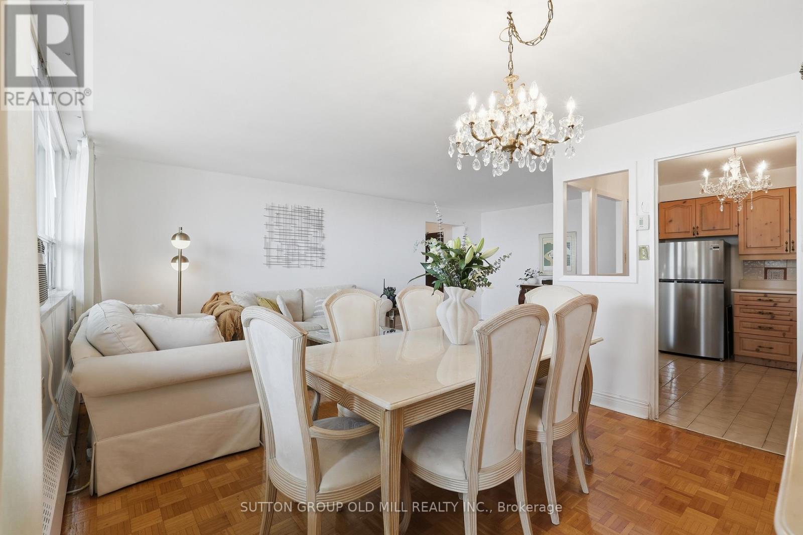 1801 - 360 Ridelle Avenue, Toronto (Briar Hill-Belgravia), Ontario  M6B 1K1 - Photo 10 - W13087680