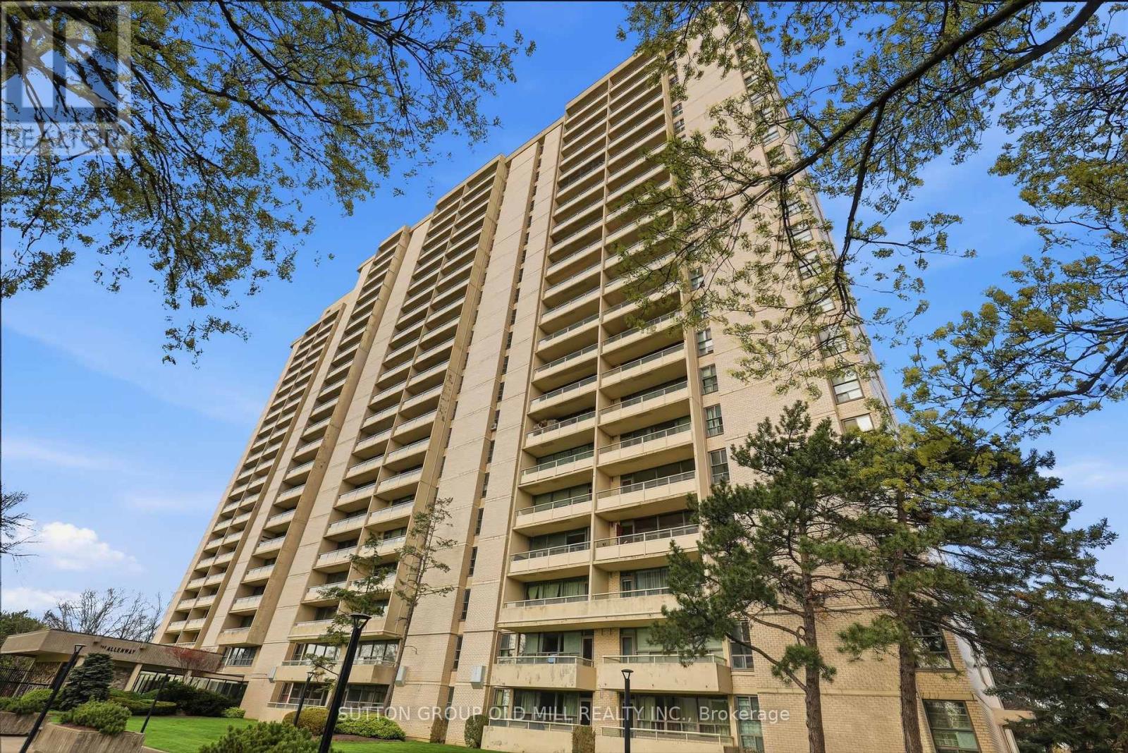 1801 - 360 Ridelle Avenue, Toronto (Briar Hill-Belgravia), Ontario  M6B 1K1 - Photo 2 - W13087680