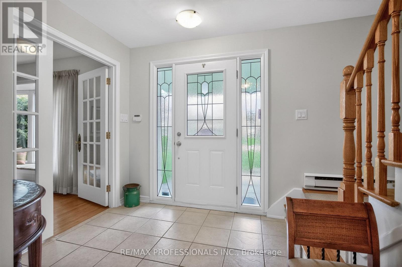 3 Caledon Court, Brampton, Ontario  L6T 1Z6 - Photo 3 - W13087692