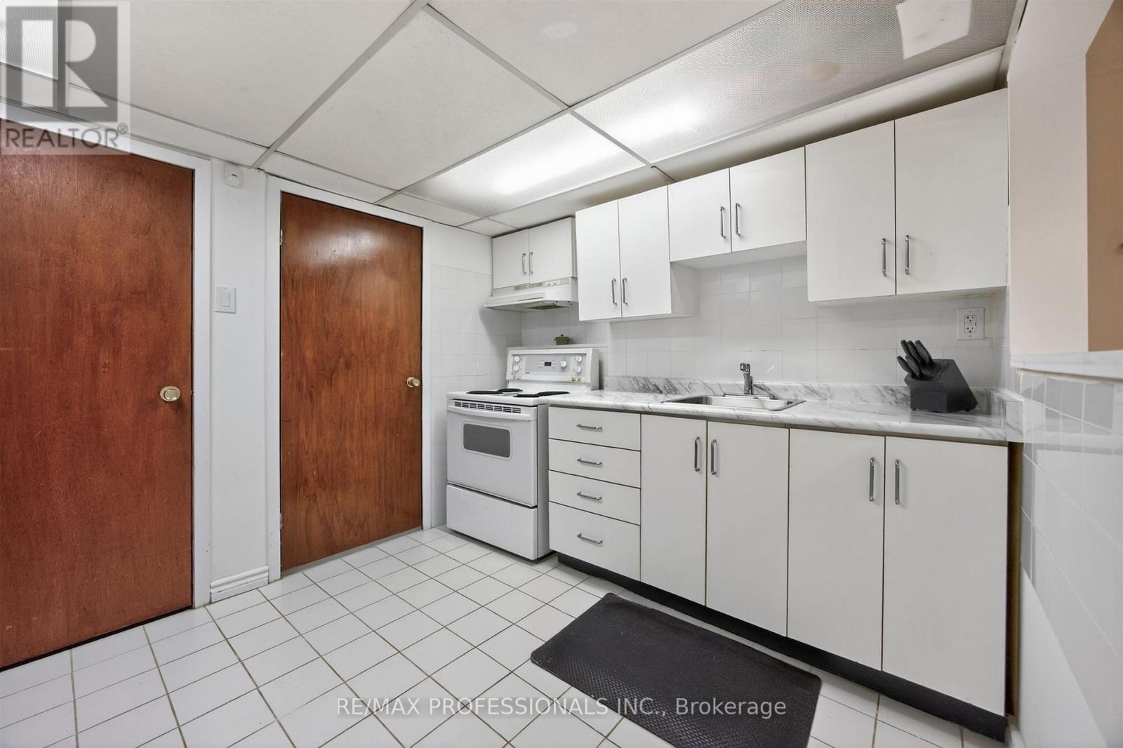 3 Caledon Court, Brampton, Ontario  L6T 1Z6 - Photo 34 - W13087692