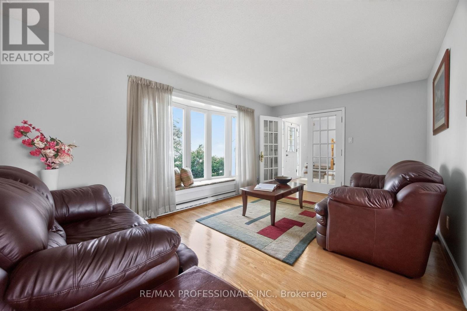 3 Caledon Court, Brampton, Ontario  L6T 1Z6 - Photo 5 - W13087692