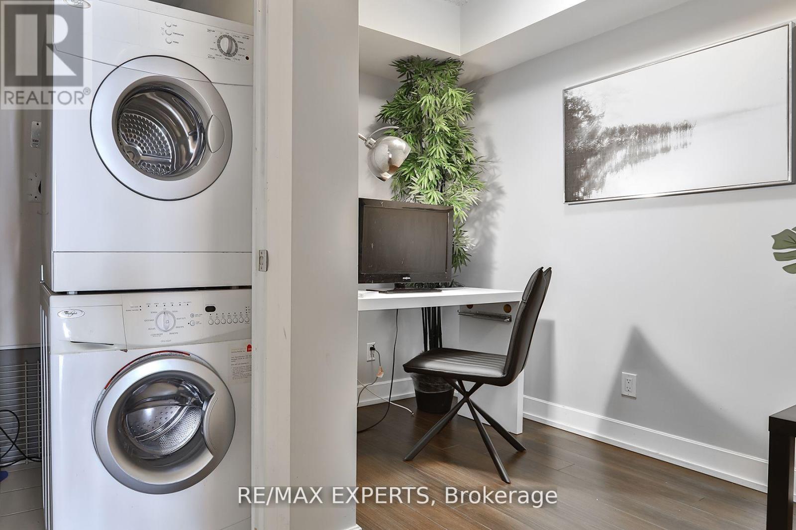 2021 - 2 Eva Road, Toronto, Ontario  M9C 2A8 - Photo 4 - W13087730