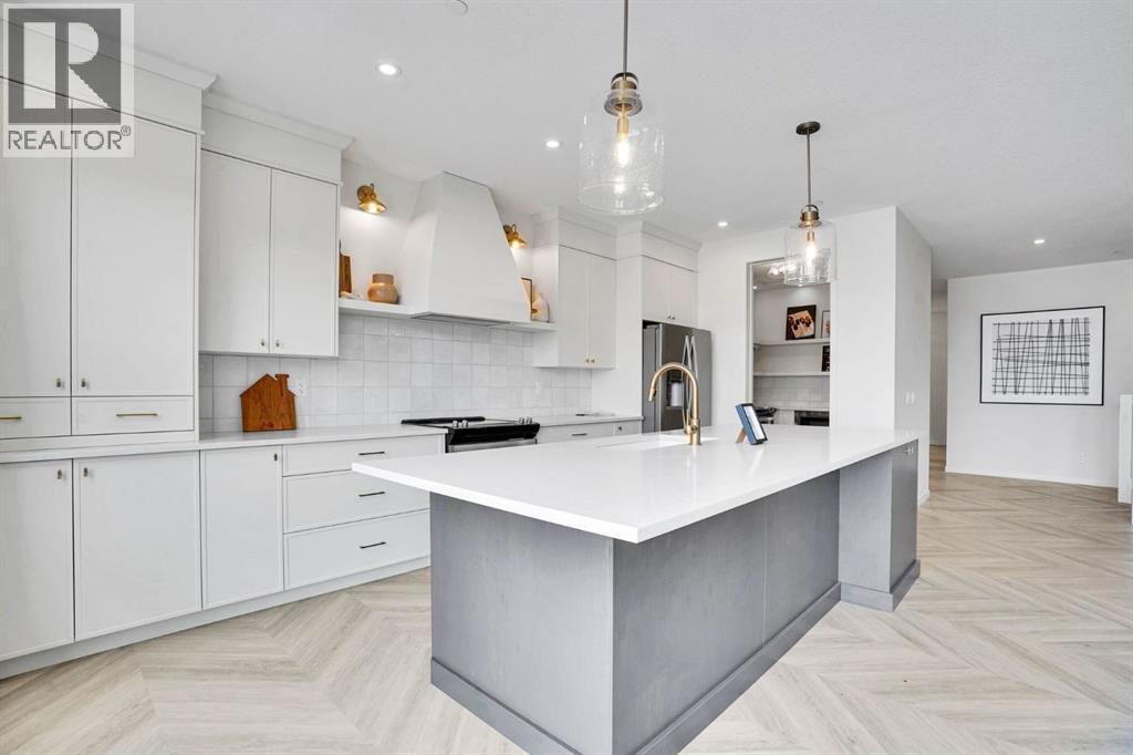 195 Lucas Common Nw, Calgary, Alberta  T3P 2B3 - Photo 15 - A2308384