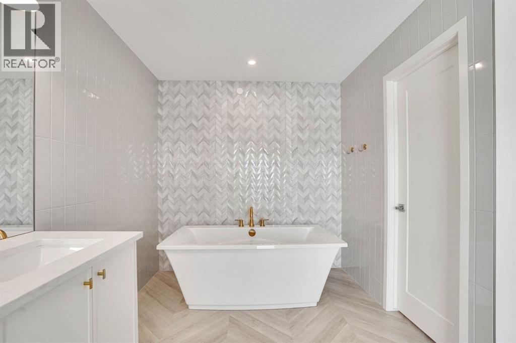 195 Lucas Common Nw, Calgary, Alberta  T3P 2B3 - Photo 41 - A2308384
