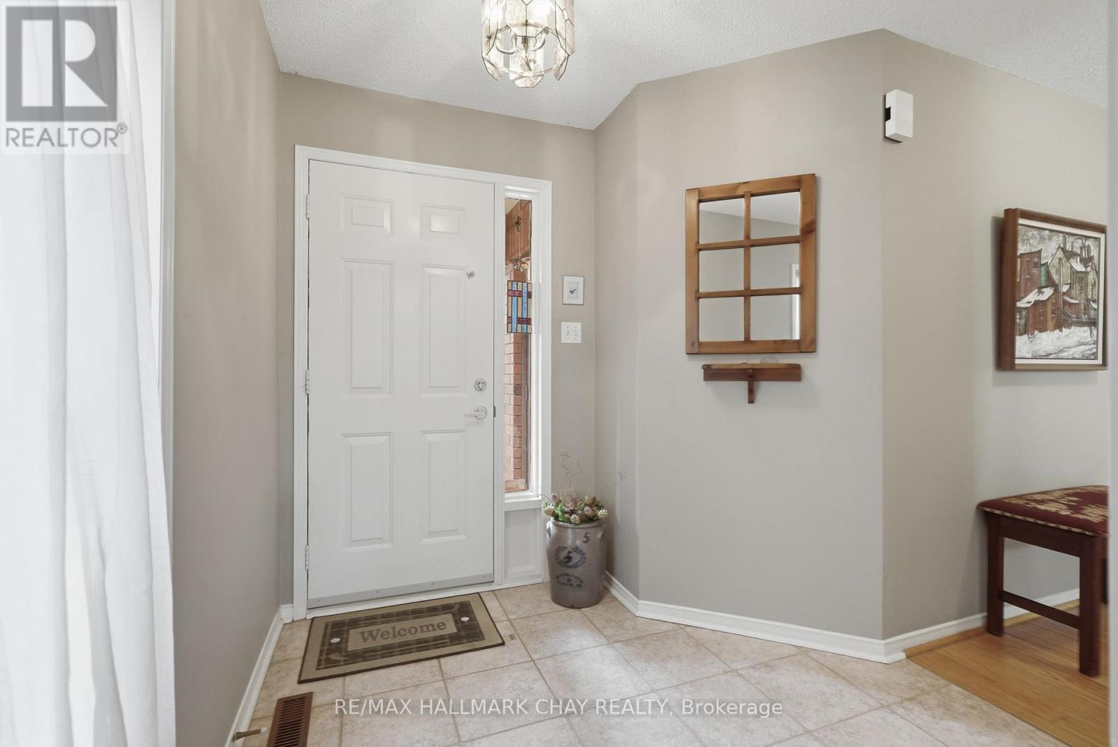 200 Riverview Road, New Tecumseth, Ontario  L9R 1Y2 - Photo 5 - N13003620