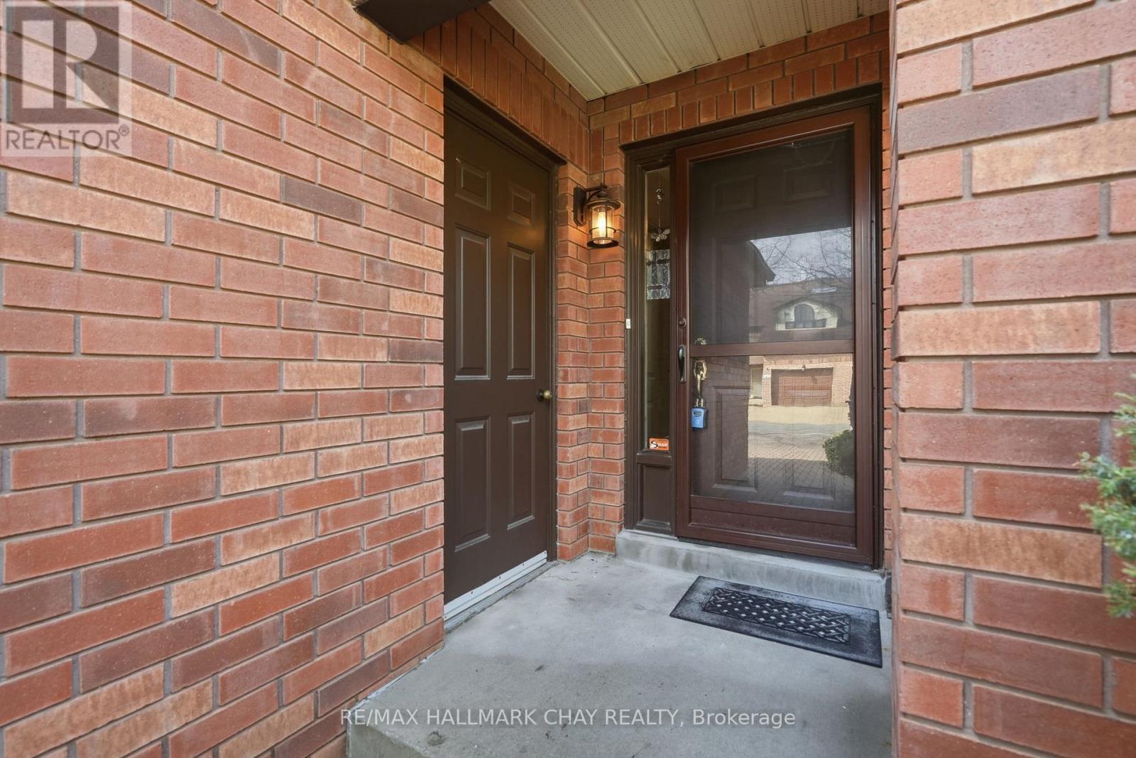 200 Riverview Road, New Tecumseth, Ontario  L9R 1Y2 - Photo 4 - N13003620