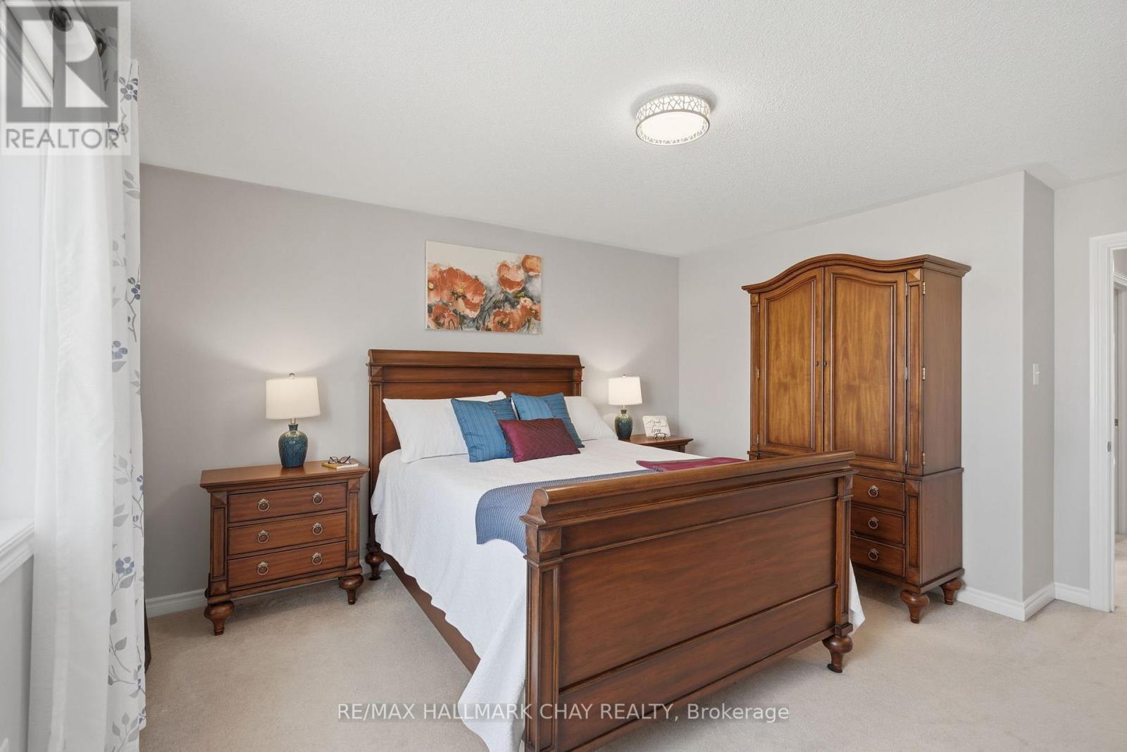 215 Banting Crescent, Essa, Ontario  L3W 0P8 - Photo 17 - N13021258