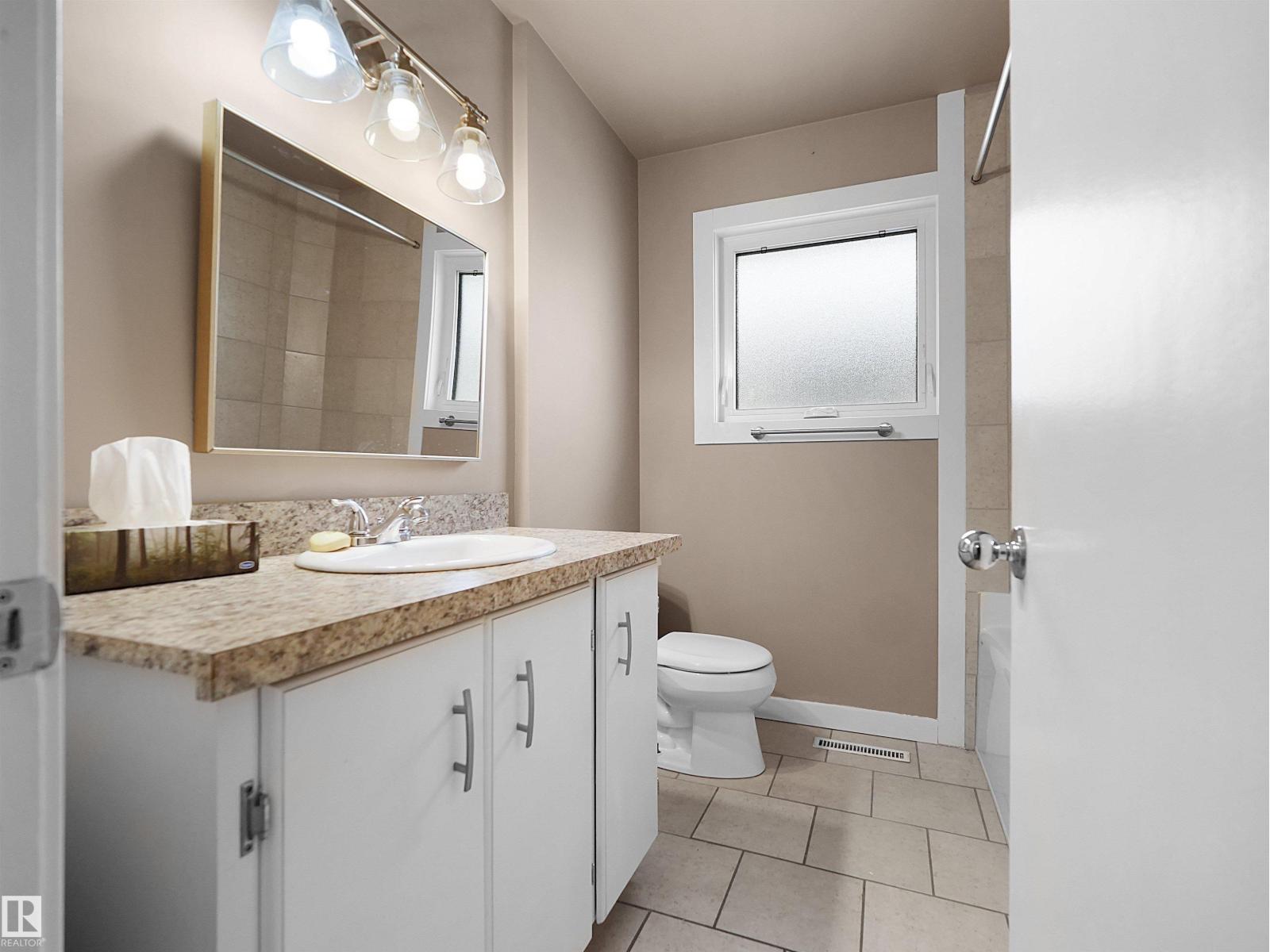 8703 73 St Nw, Edmonton, Alberta  T6B 1Z9 - Photo 31 - E4485879
