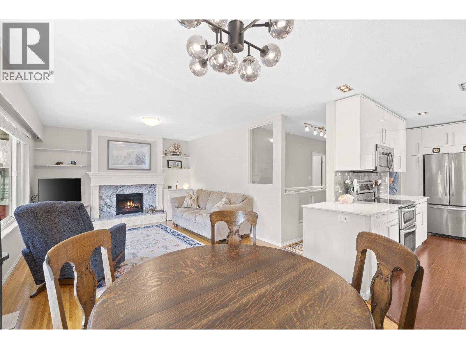 3444 Church Street, North Vancouver, British Columbia  V7K 2L4 - Photo 4 - R3120004