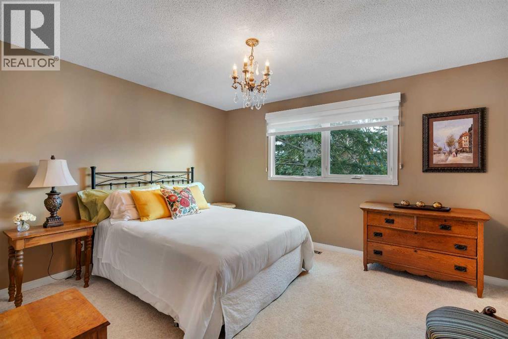 9 Mountain Place, Okotoks, Alberta  T1S 1G7 - Photo 25 - A2304951