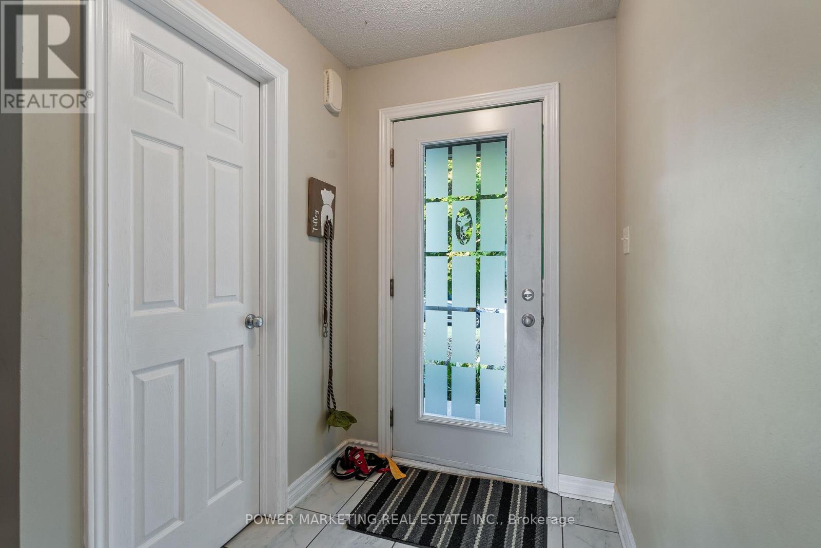 270 Mica Crescent, Clarence-Rockland, Ontario  K4K 0E2 - Photo 4 - X13087752