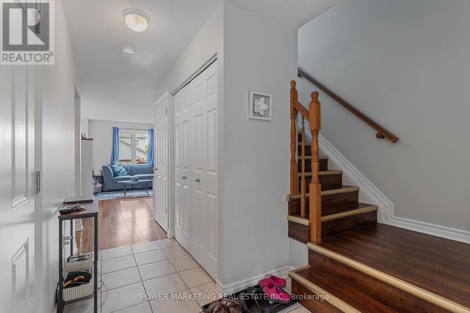 270 Mica Crescent, Clarence-Rockland, Ontario  K4K 0E2 - Photo 5 - X13087752