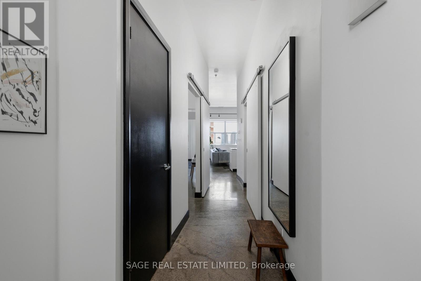 1112 - 700 King Street W, Toronto, Ontario  M5V 2Y6 - Photo 2 - C13083586