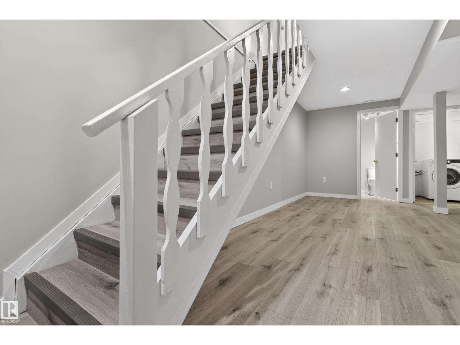 18 Lakewood Vg Nw, Edmonton, Alberta  T6K 2B3 - Photo 29 - E4485881