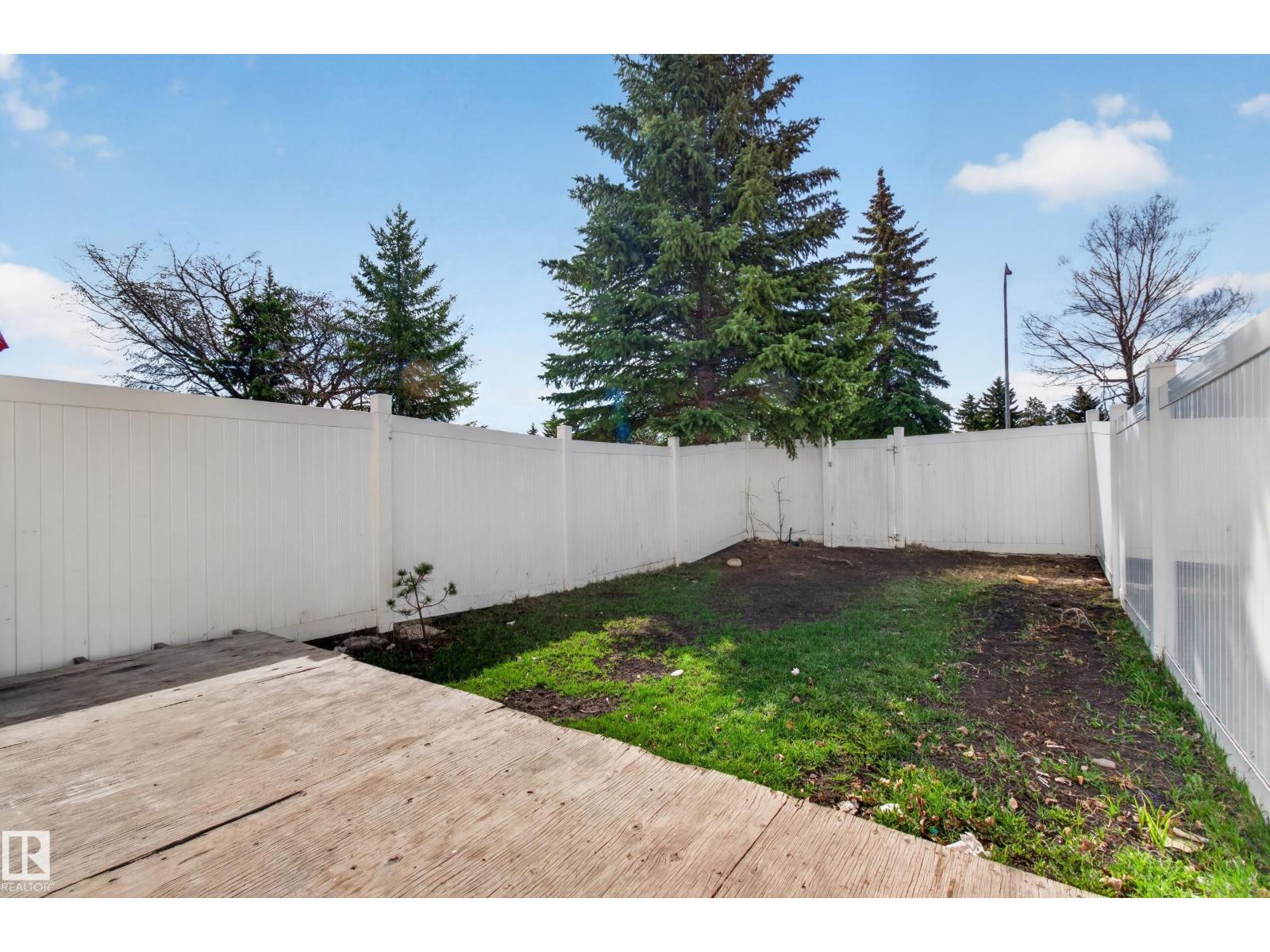 18 Lakewood Vg Nw, Edmonton, Alberta  T6K 2B3 - Photo 33 - E4485881