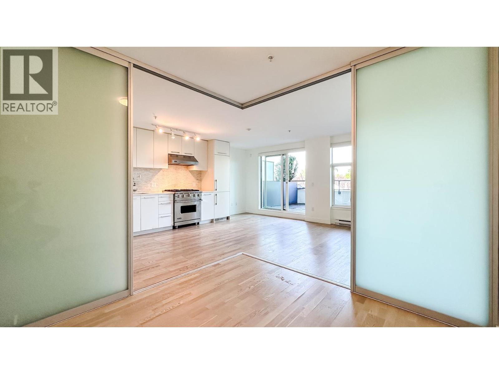 202 4355 W 10th Avenue, Vancouver, British Columbia  V6R 2H6 - Photo 5 - R3119642