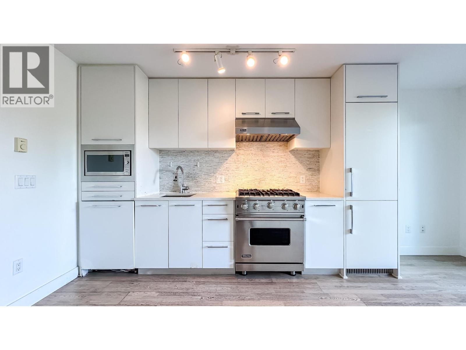202 4355 W 10th Avenue, Vancouver, British Columbia  V6R 2H6 - Photo 9 - R3119642