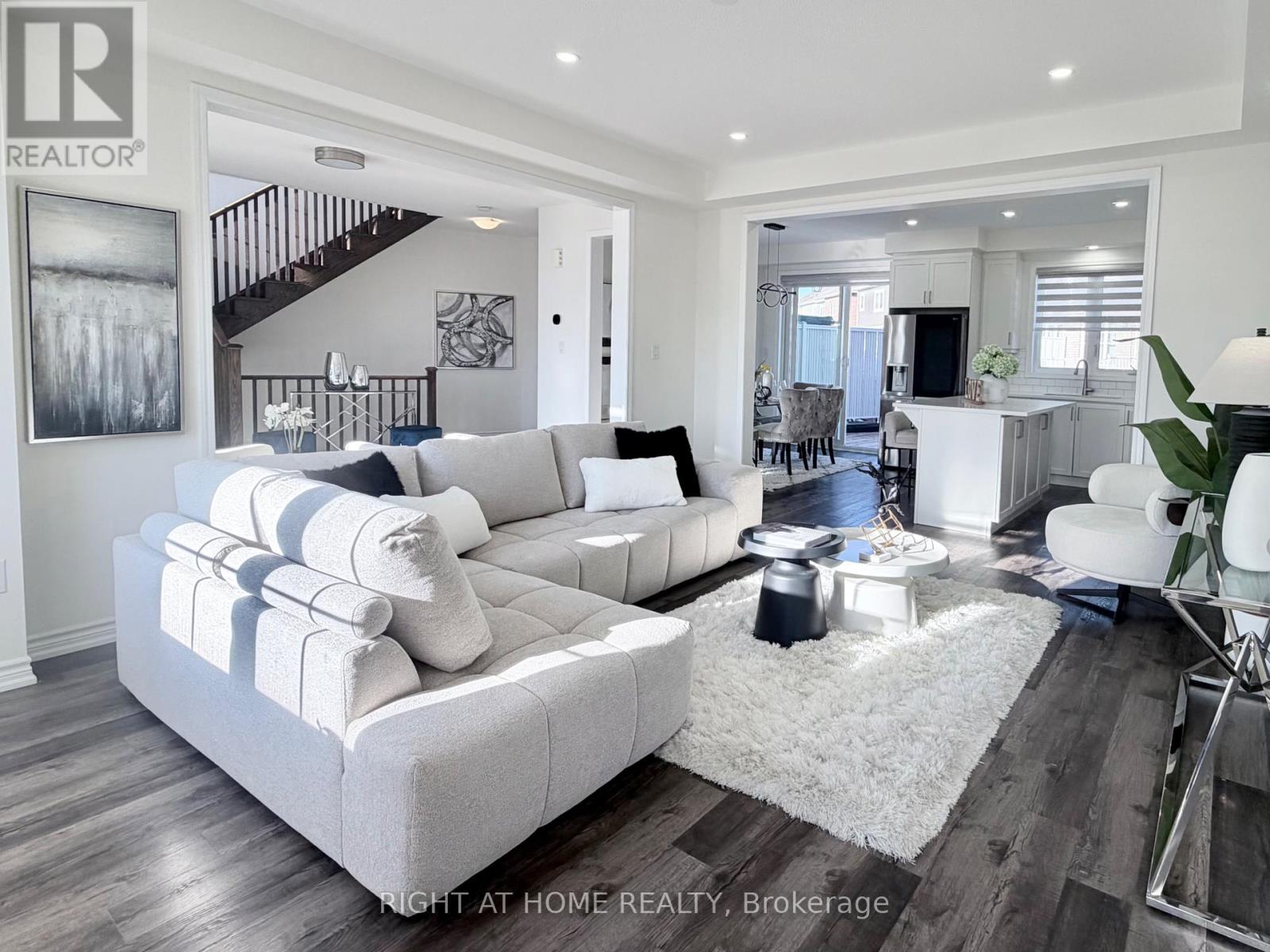 21 - 1222 ROSE WAY, Milton, Ontario
