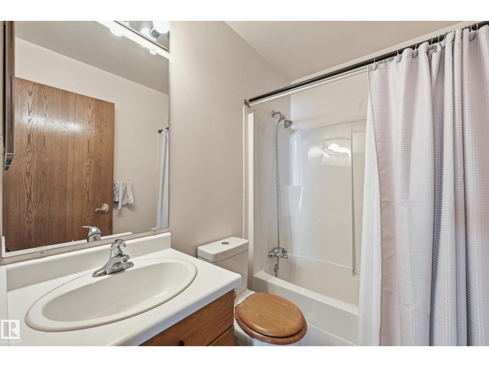 1242 Joyce Cr Nw, Edmonton, Alberta  T6L 6V3 - Photo 14 - E4485884