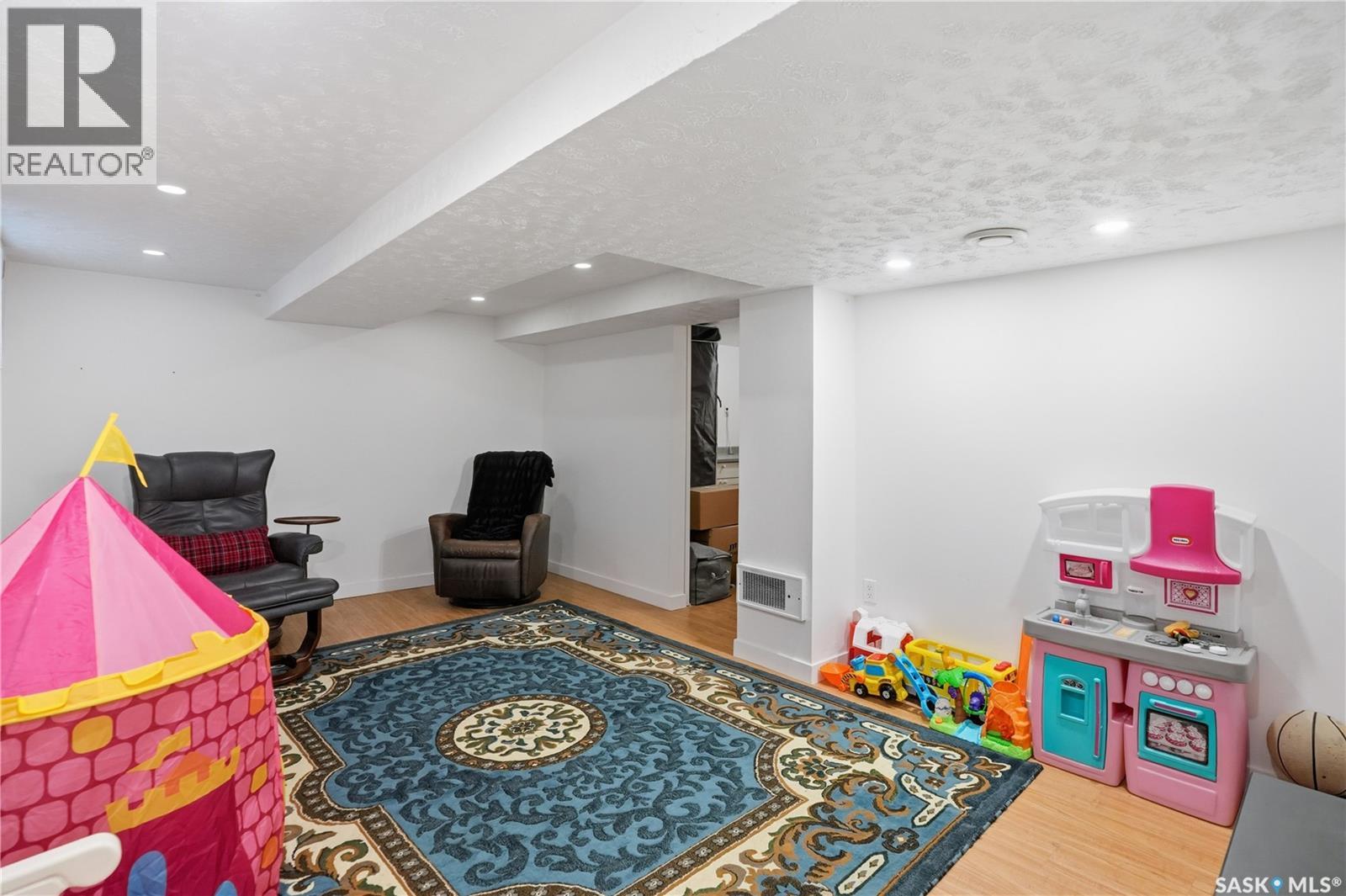 2543 Garnet Street, Regina, Saskatchewan  S4P 0J3 - Photo 39 - SK034907