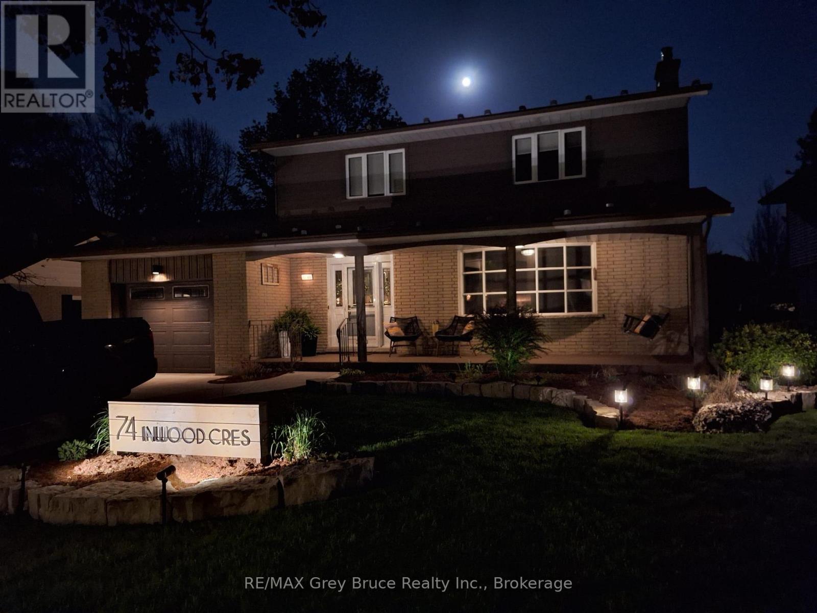 74 INWOOD CRESCENT, Kitchener, Ontario