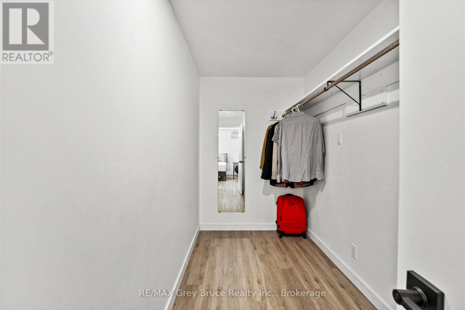 74 Inwood Crescent, Kitchener, Ontario  N2M 2M1 - Photo 34 - X12860246
