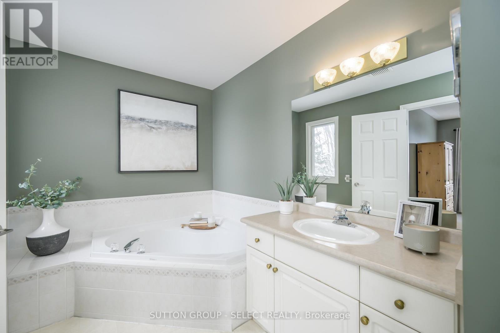 15 Marcus Crescent, London North (North A), Ontario  N6G 4Y9 - Photo 28 - X13087810