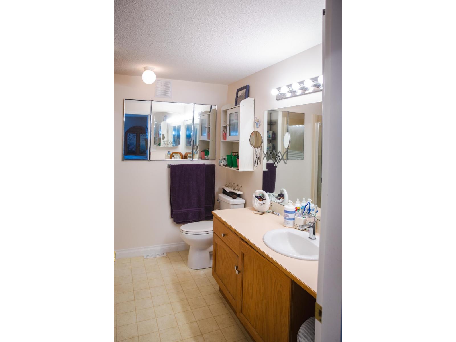 61 21848 50 Avenue, Langley, British Columbia  V3A 8A9 - Photo 9 - R3119107