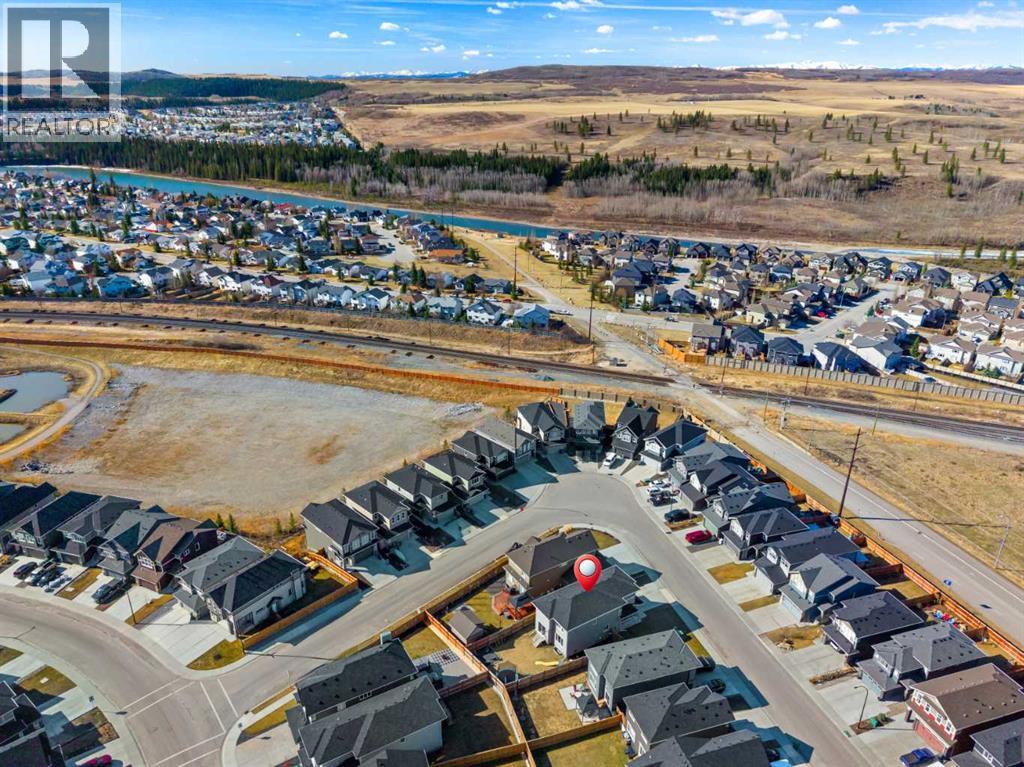 32 Paint Horse Crescent, Cochrane, Alberta