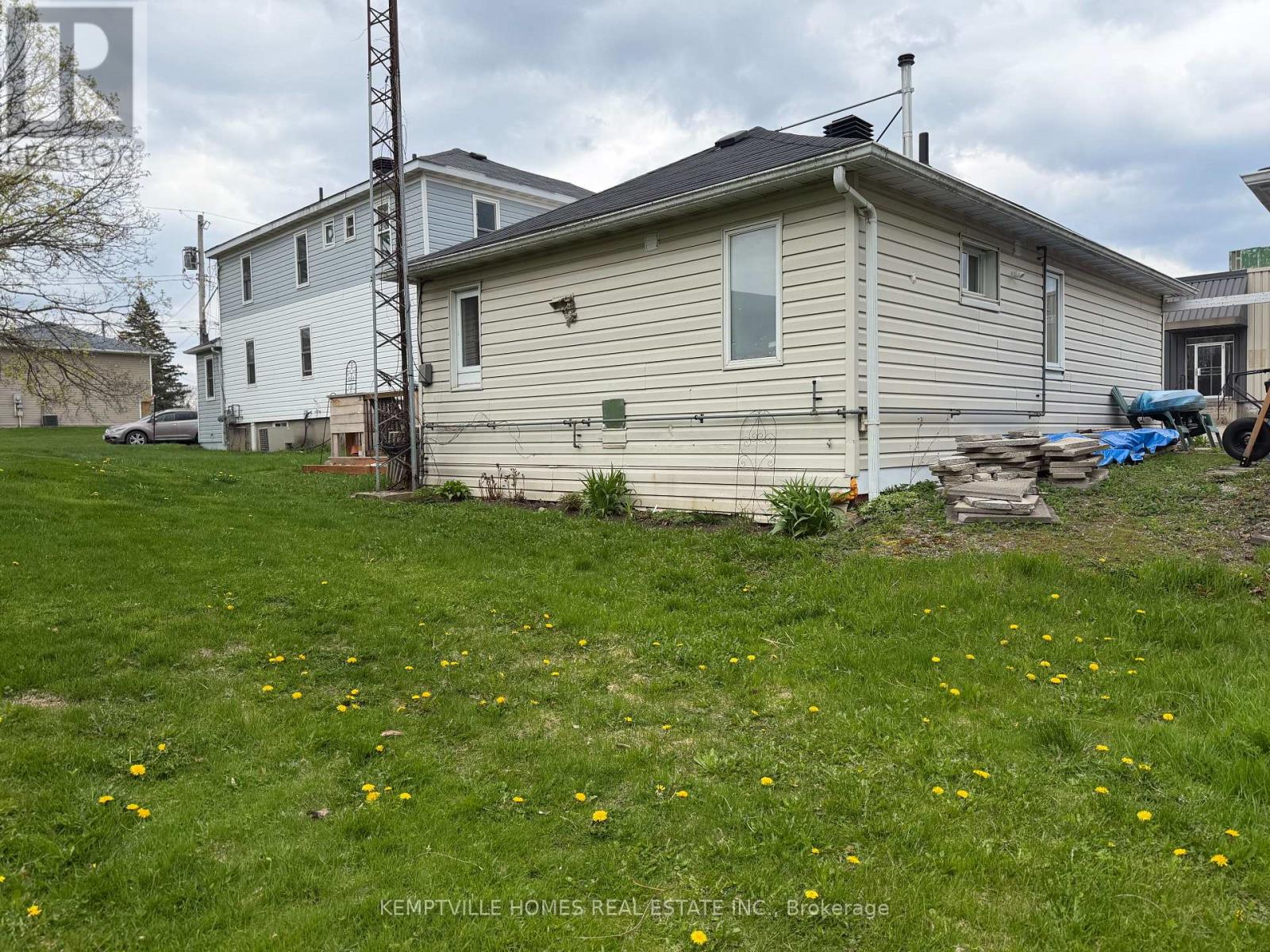 803 St Lawrence Street, Prescott, Ontario  K0E 1T0 - Photo 5 - X13087816