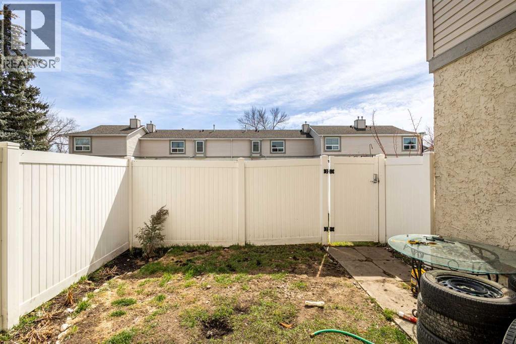 104 Deer Ridge Lane SE, Calgary, Alberta  T2J 6N4 - Photo 27 - A2303883