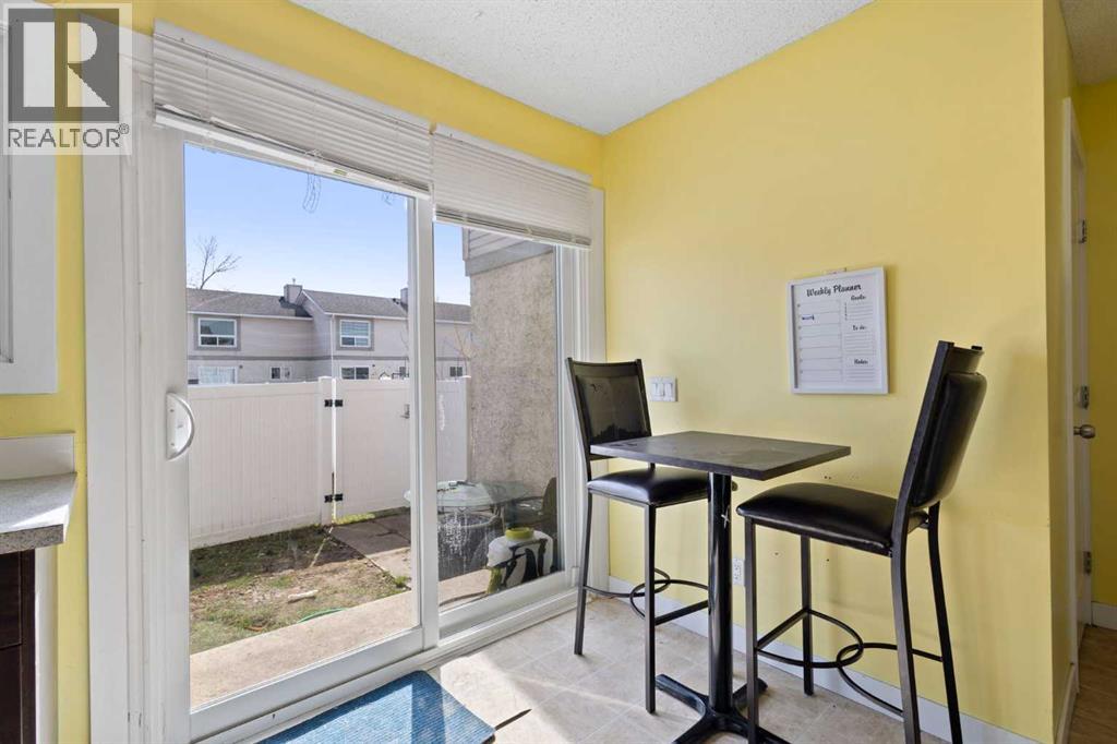 104 Deer Ridge Lane SE, Calgary, Alberta  T2J 6N4 - Photo 11 - A2303883
