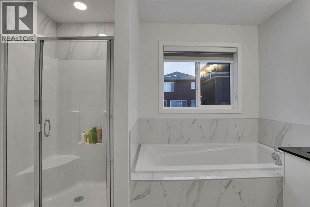274 Lucas Place NW, Calgary, Alberta  T3P 1Z3 - Photo 6 - A2305927