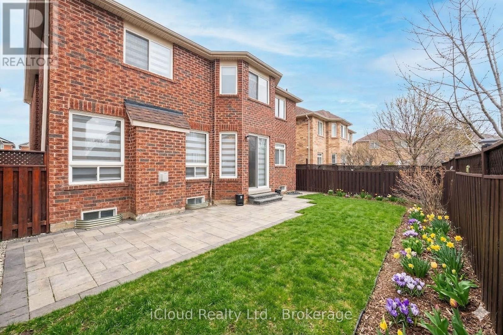 81 Crown Victoria Drive W, Brampton, Ontario  L7A 3X1 - Photo 38 - W12966380