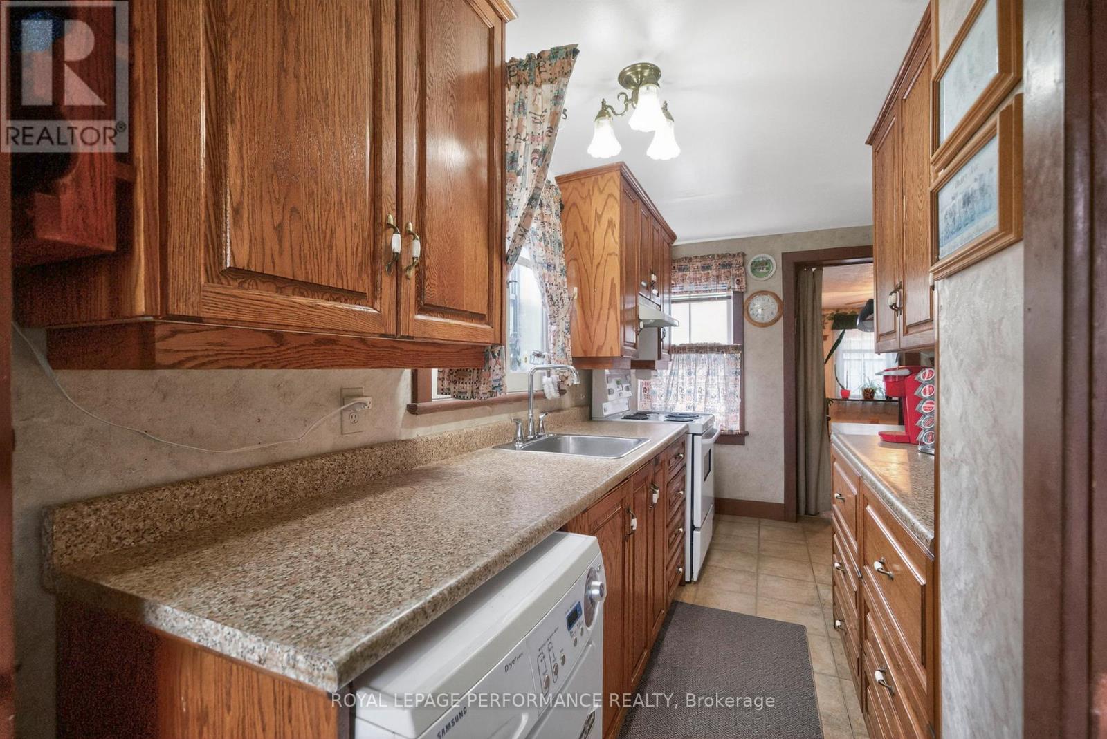 3242 Avonmore Main Street, North Stormont, Ontario  K0C 1C0 - Photo 11 - X13087786
