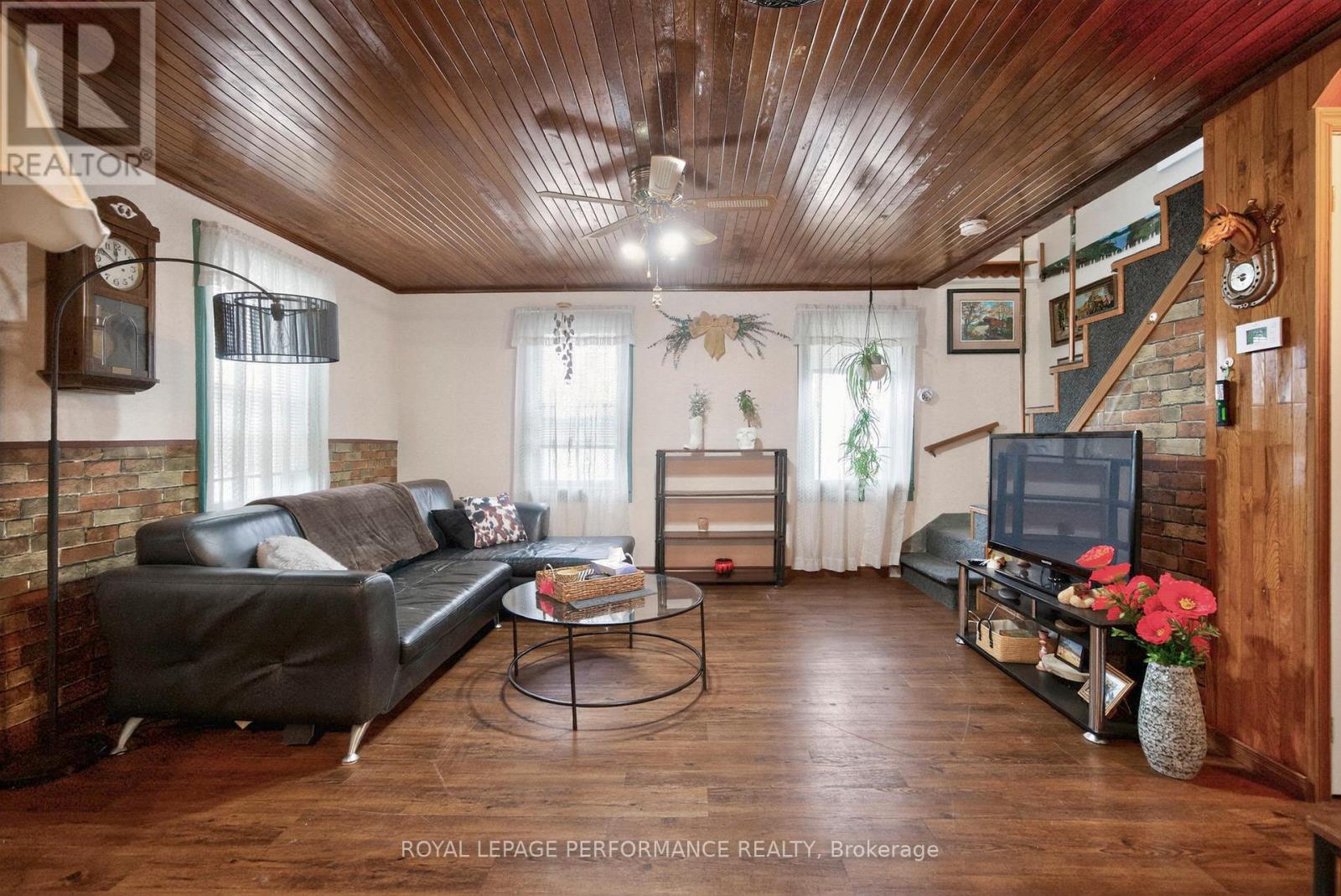 3242 Avonmore Main Street, North Stormont, Ontario  K0C 1C0 - Photo 13 - X13087786