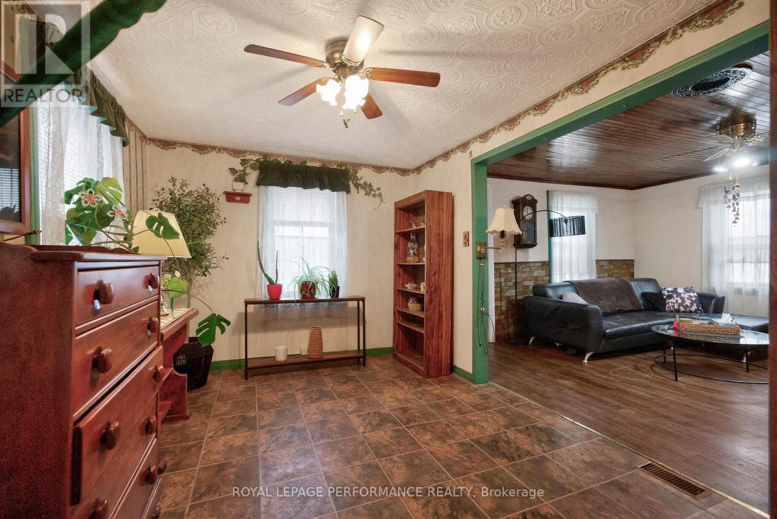3242 Avonmore Main Street, North Stormont, Ontario  K0C 1C0 - Photo 20 - X13087786