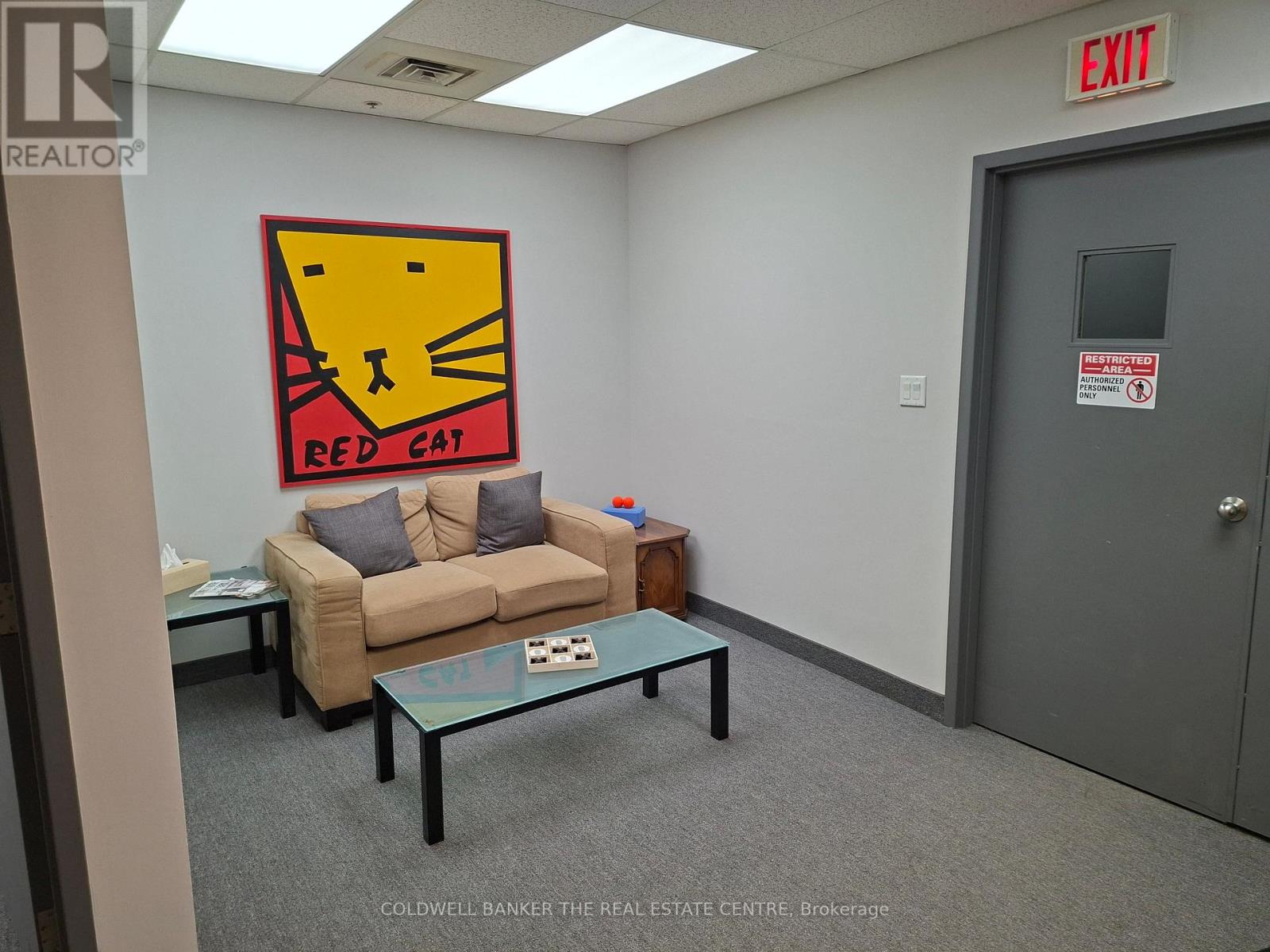 920 Sheldon Court E, Burlington, Ontario  L7L 5K6 - Photo 17 - W13087772
